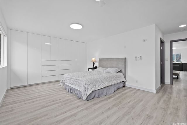 315 Hanakoa Street, Honolulu, HI 96825