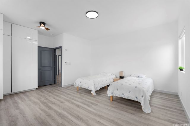 315 Hanakoa Street, Honolulu, HI 96825