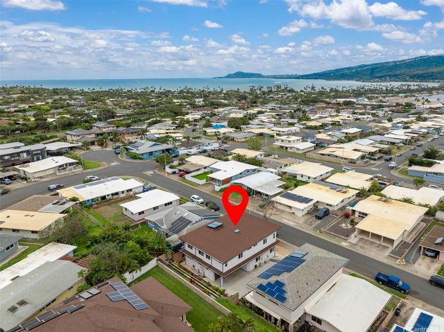 315 Hanakoa Street, Honolulu, HI 96825