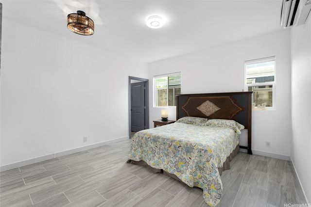 315 Hanakoa Street, Honolulu, HI 96825