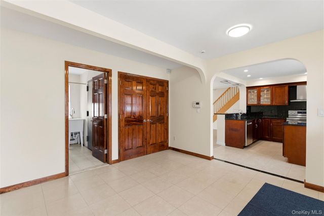 79 Albatross Road, Levittown, NY 11756