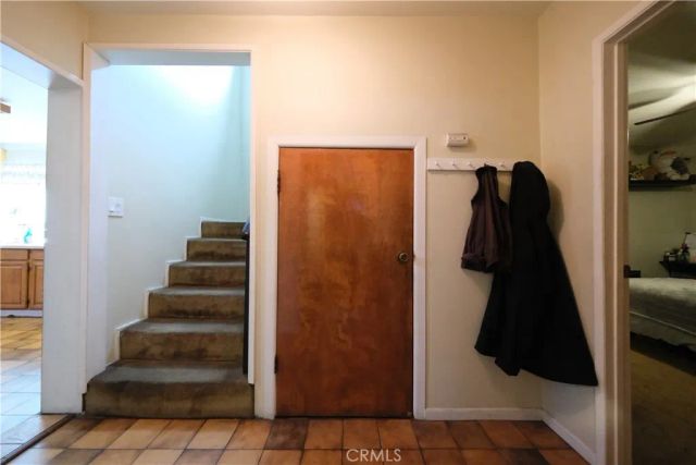 953 S Hollins Street, Los Angeles, CA 90023