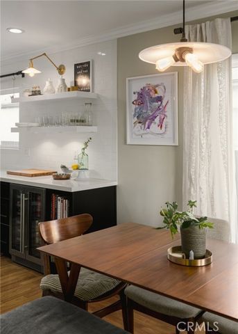 17641 Kittridge, Los Angeles, CA 91406