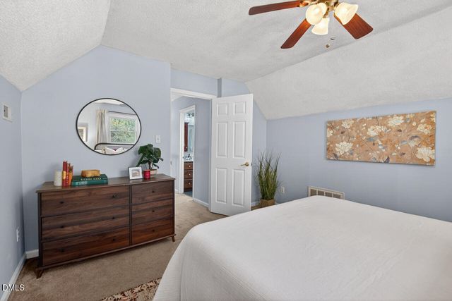 9 Drakesway Court, Durham, NC 27713