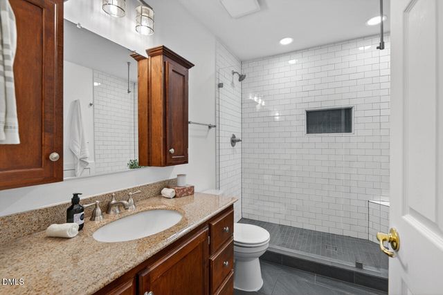 9 Drakesway Court, Durham, NC 27713