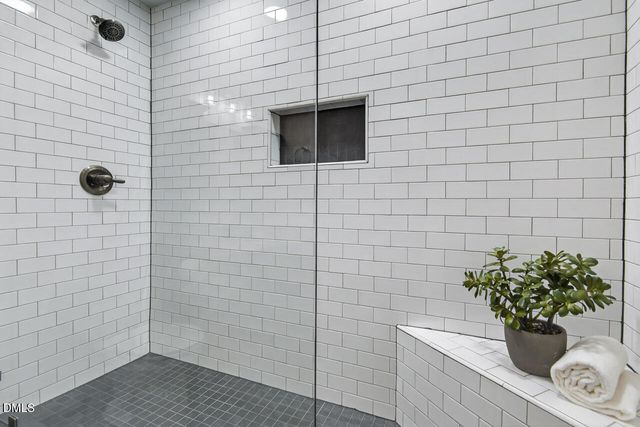 9 Drakesway Court, Durham, NC 27713