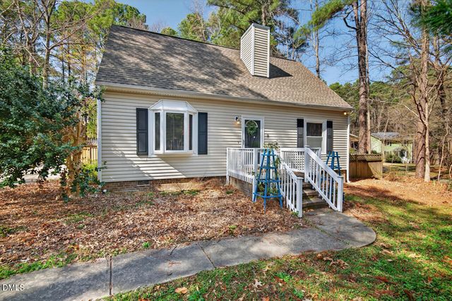 9 Drakesway Court, Durham, NC 27713