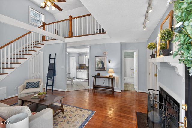 9 Drakesway Court, Durham, NC 27713