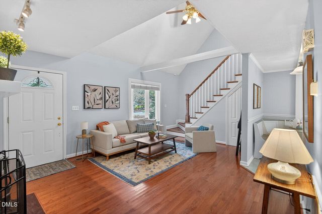 9 Drakesway Court, Durham, NC 27713