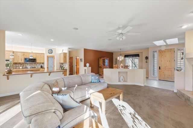 10450 S Ponderosa Way, Rough And Ready, CA 95975