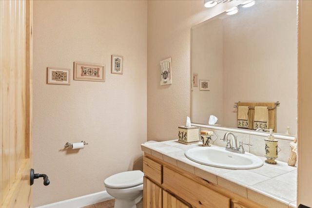 10450 S Ponderosa Way, Rough And Ready, CA 95975