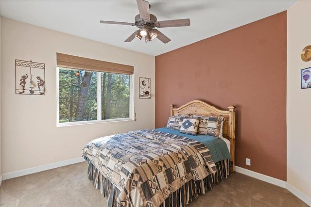 10450 S Ponderosa Way, Rough And Ready, CA 95975