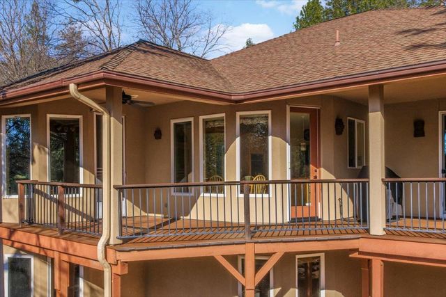 10450 S Ponderosa Way, Rough And Ready, CA 95975