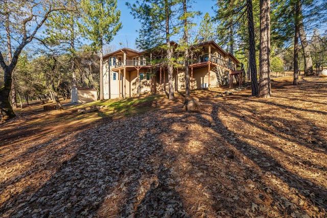 10450 S Ponderosa Way, Rough And Ready, CA 95975