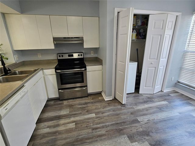 13817 STONE MILL WAY, Tampa, FL 33613