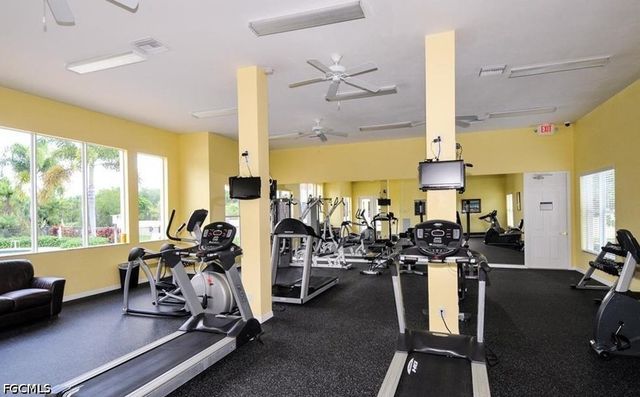 11807 Bayport LN 204, Fort Myers, FL 33908