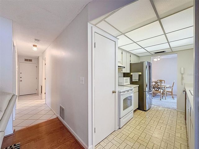 1446 QUEEN ANNE BOULEVARD, Palm Harbor, FL 34684