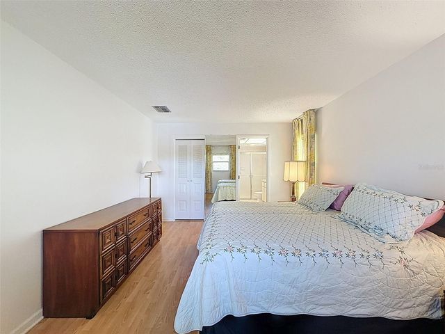 1446 QUEEN ANNE BOULEVARD, Palm Harbor, FL 34684