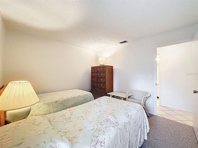 1446 QUEEN ANNE BOULEVARD, Palm Harbor, FL 34684