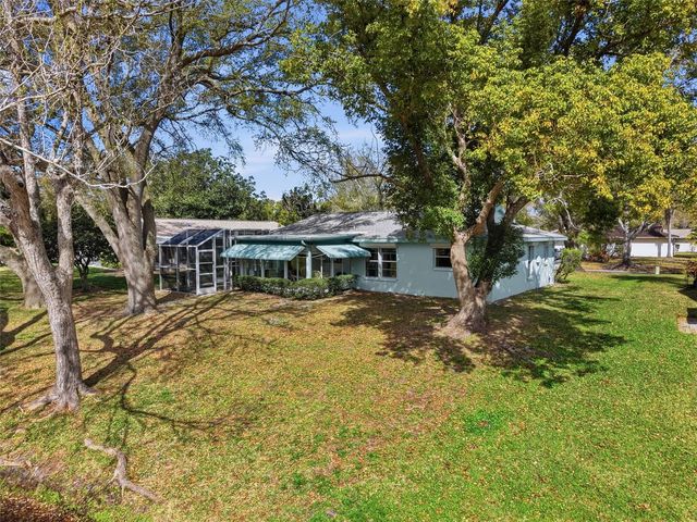1446 QUEEN ANNE BOULEVARD, Palm Harbor, FL 34684