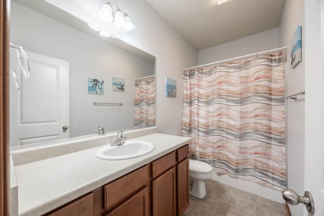 2510 NE Oak Drive 8, Ankeny, IA 50021