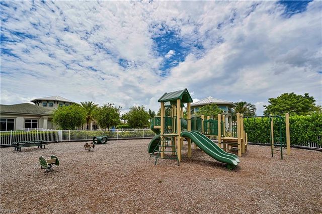 3587 Brittons CT, Fort Myers, FL 33916