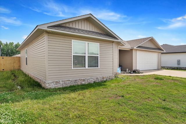 104 Stacy Drive, Paragould, AR 72450