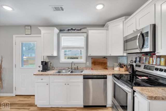 104 Stacy Drive, Paragould, AR 72450