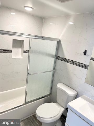 1000 MOUNT VERNON ST, Philadelphia, PA 19123