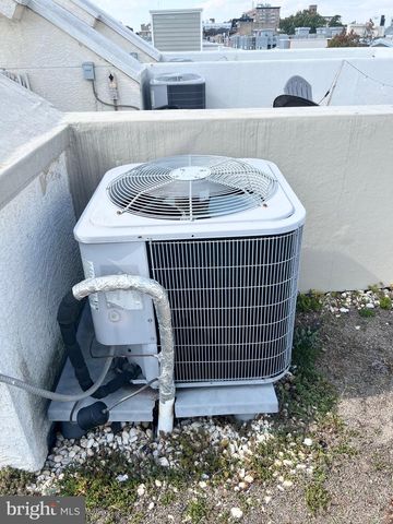 1000 MOUNT VERNON ST, Philadelphia, PA 19123