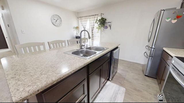 7805 E 45 St, Yuma, AZ 85365