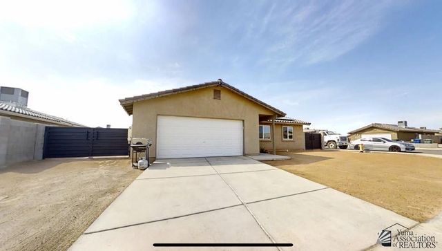 7805 E 45 St, Yuma, AZ 85365
