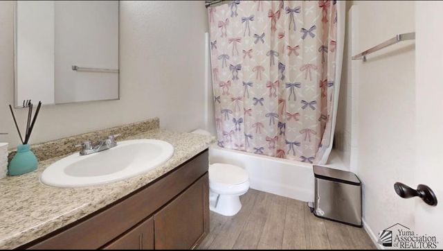 7805 E 45 St, Yuma, AZ 85365