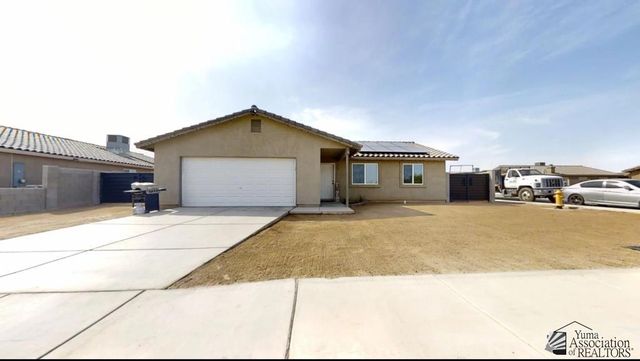 7805 E 45 St, Yuma, AZ 85365