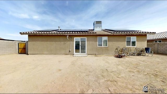 7805 E 45 St, Yuma, AZ 85365