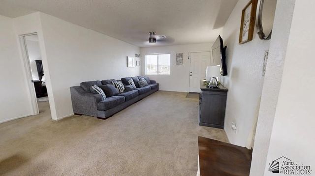 7805 E 45 St, Yuma, AZ 85365