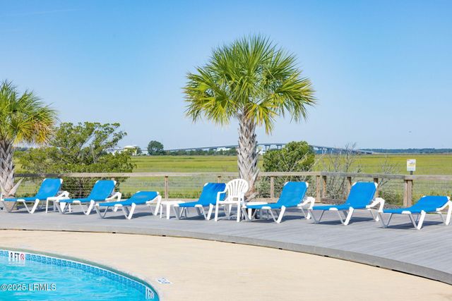 21 Lakeview Lane, Harbor Island, SC 29920