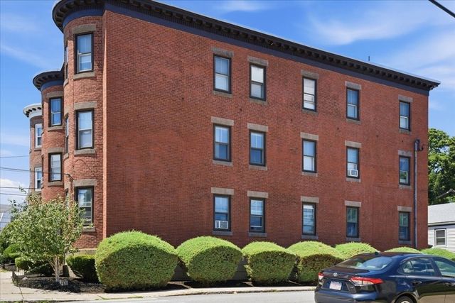 92 Lincoln Street 2, Winthrop, MA 02152