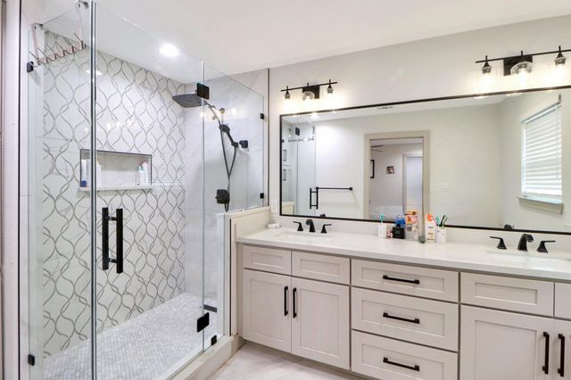 6039 Mcknight Street, Houston, TX 77035
