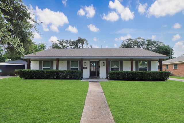6039 Mcknight Street, Houston, TX 77035