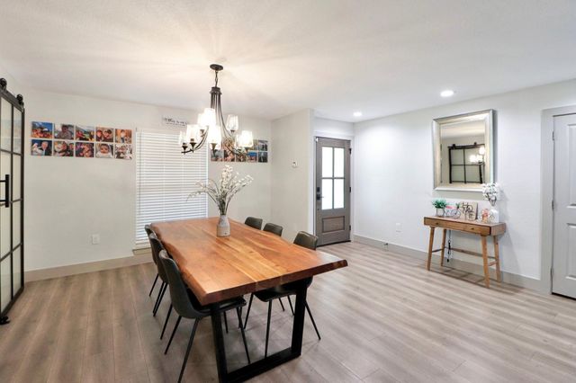 6039 Mcknight Street, Houston, TX 77035