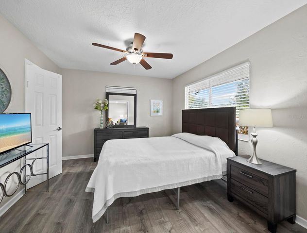 2417 PARSON LANE, Sarasota, FL 34239