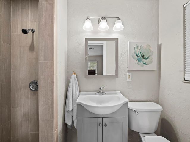 2417 PARSON LANE, Sarasota, FL 34239