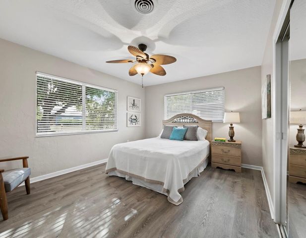 2417 PARSON LANE, Sarasota, FL 34239