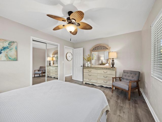 2417 PARSON LANE, Sarasota, FL 34239