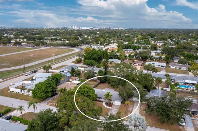 2417 PARSON LANE, Sarasota, FL 34239