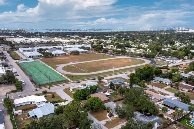 2417 PARSON LANE, Sarasota, FL 34239