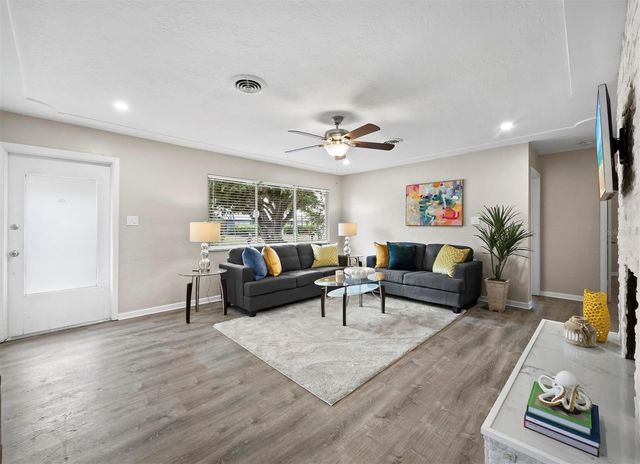 2417 PARSON LANE, Sarasota, FL 34239