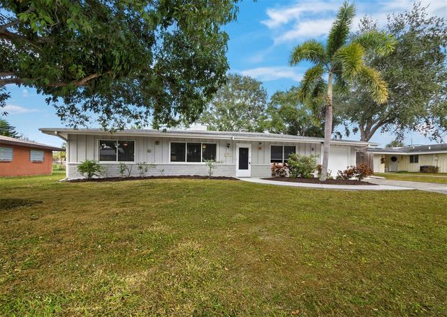 2417 PARSON LANE, Sarasota, FL 34239