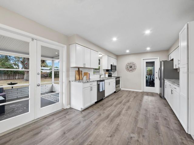 2417 PARSON LANE, Sarasota, FL 34239